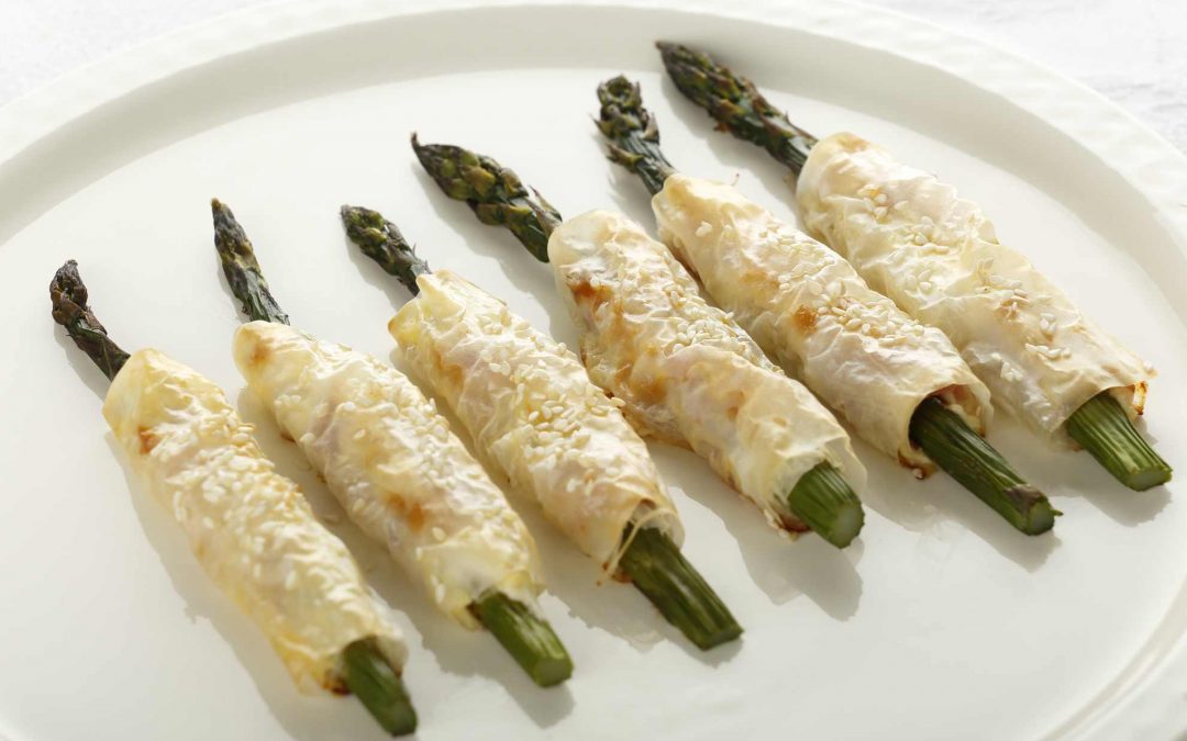 Asparagus rolls with Cream Cheese & Palma Ham